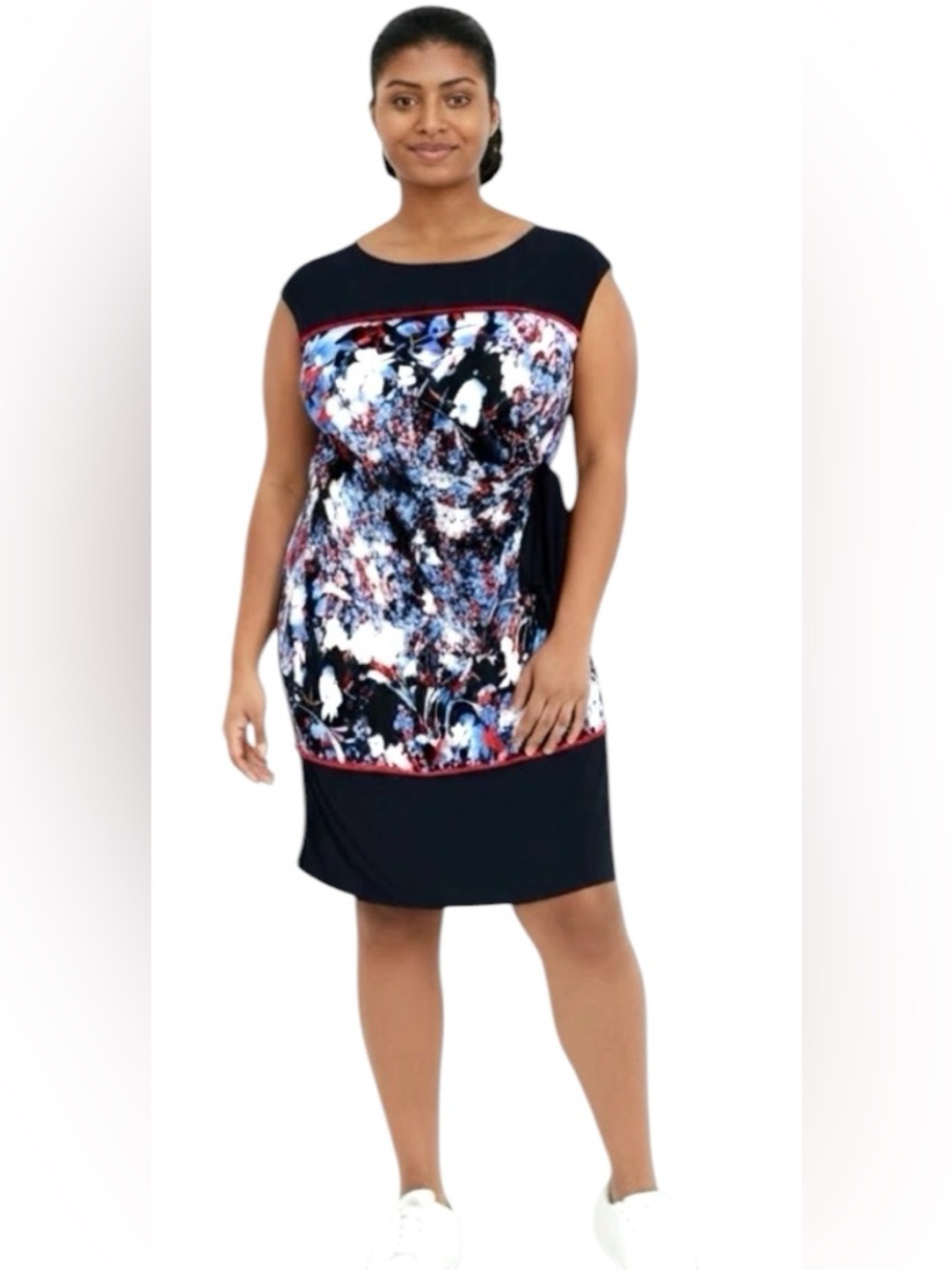 R& K Navy & Multi Floral Midi Dress
Nautical/coastal
Size Small